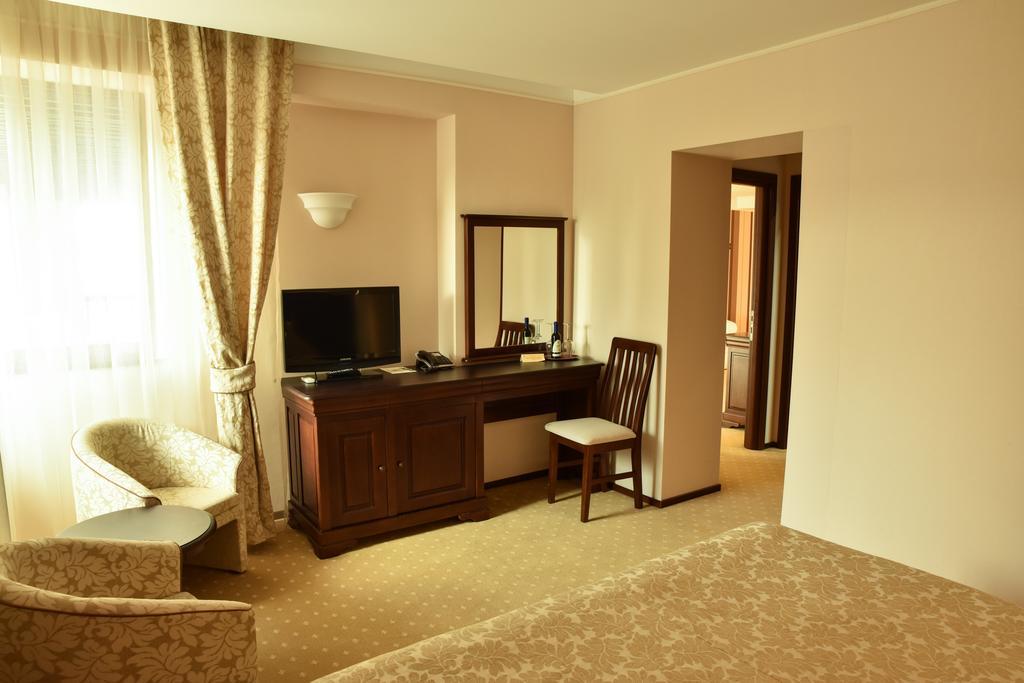 Apartament Executive Vedere Munte Alpin Resort Пояна Брашов Екстериор снимка