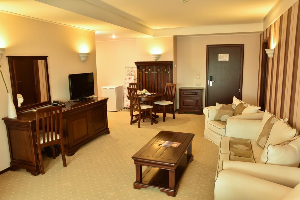 Apartament Executive Vedere Munte Alpin Resort Пояна Брашов Екстериор снимка