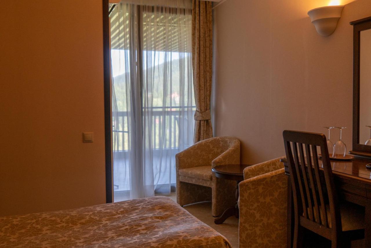 Apartament Executive Vedere Munte Alpin Resort Пояна Брашов Екстериор снимка
